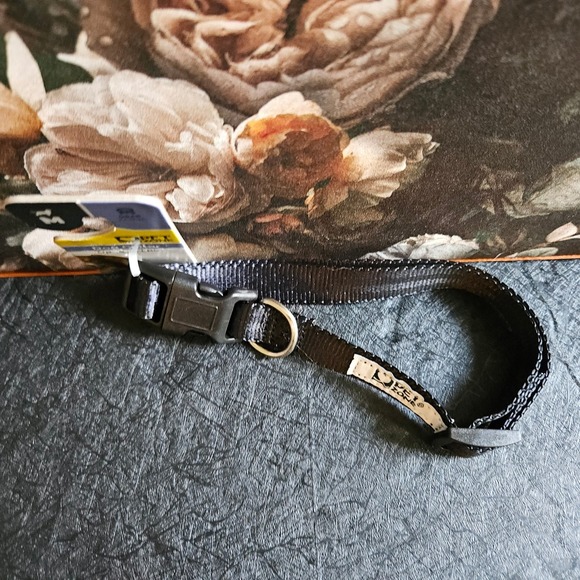 Pet Zone Dog Collar Black Size M | Neck 14-20" | For Dogs Up to 20 lbs | NEW - Picture 3 of 5